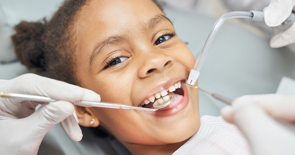 روکش های دندانی برای کودکان: چرا و چه چیزی باید انتظار داشت؟
