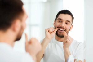 اصول اولیه استفاده از نخ دندان